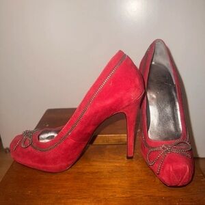 Guess Red Suede Heels with Chain Detail
